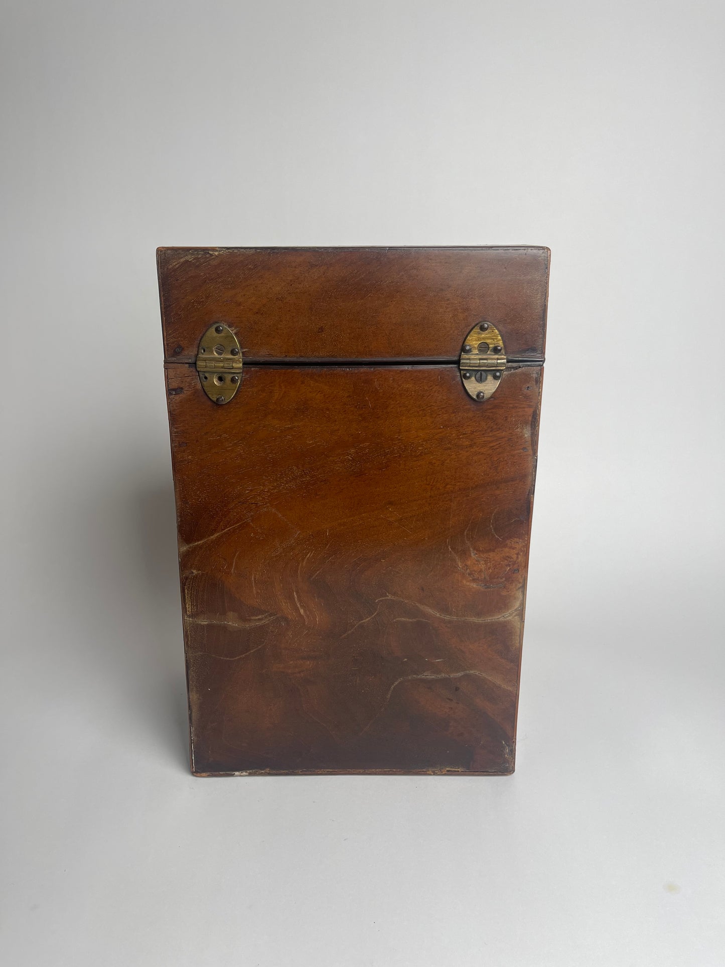 Knife Box