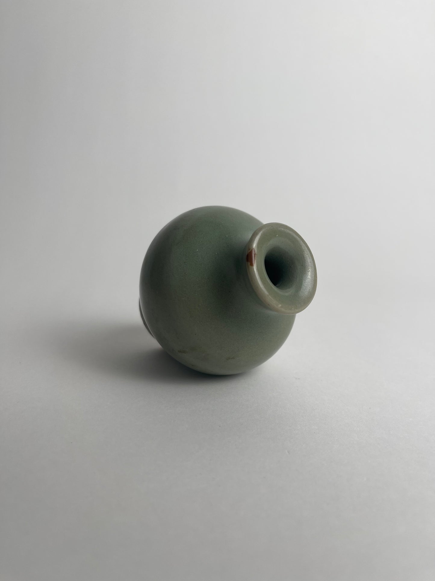 Celadon Jarlet
