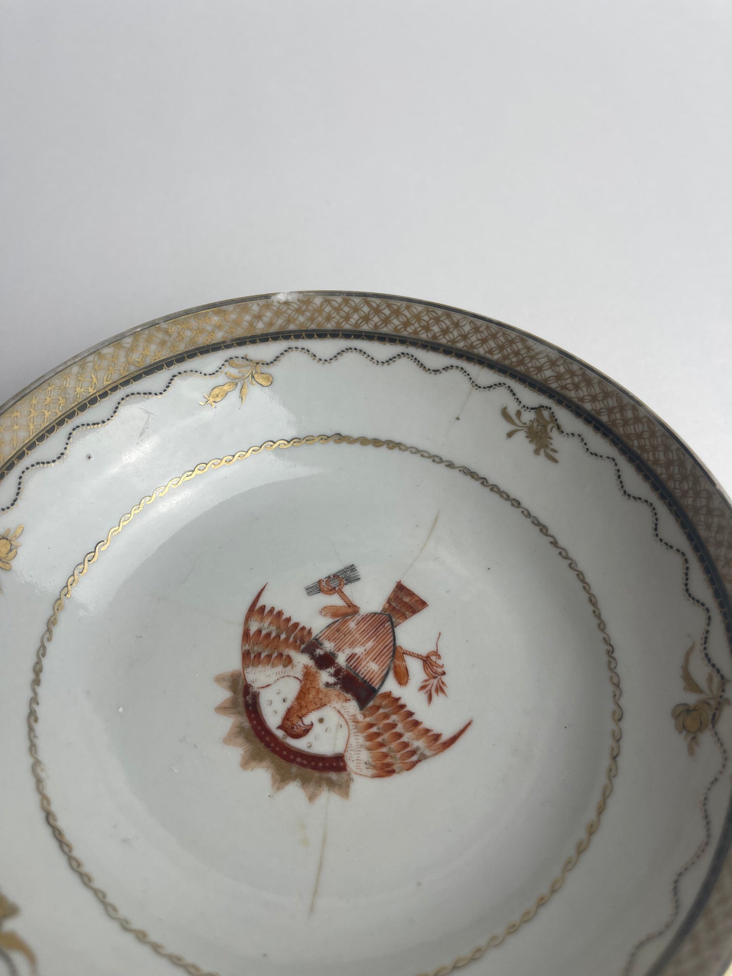 Eagle Saucer