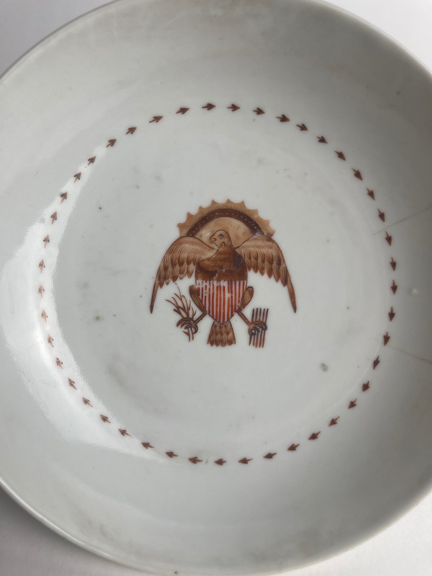 Eagle Saucer