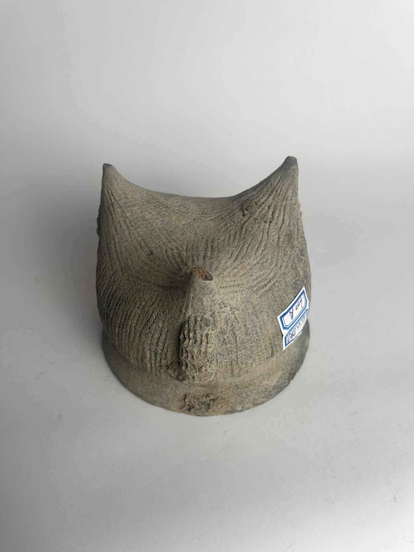 Tripod Vessel