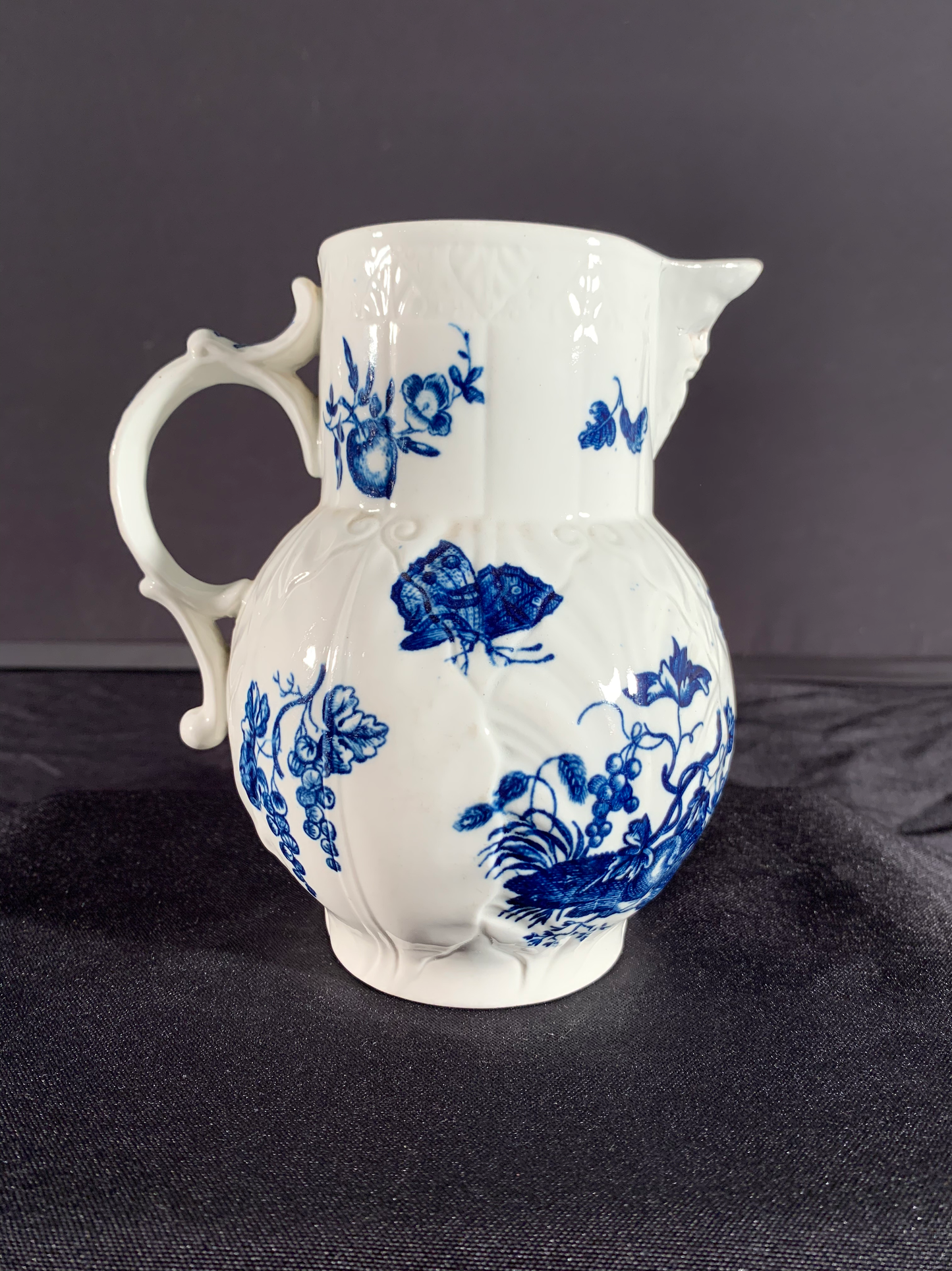 Worcester Parrot + Fruit Jug