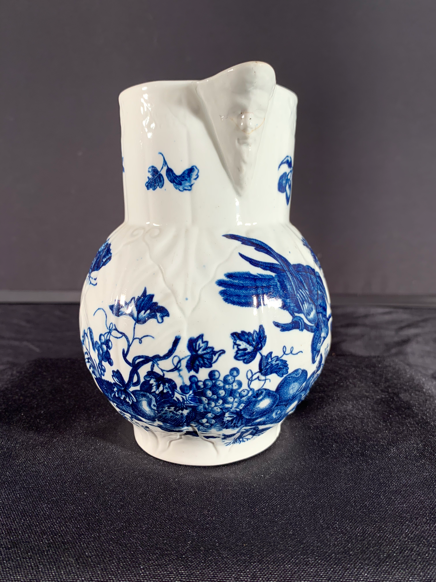 Worcester Parrot + Fruit Jug