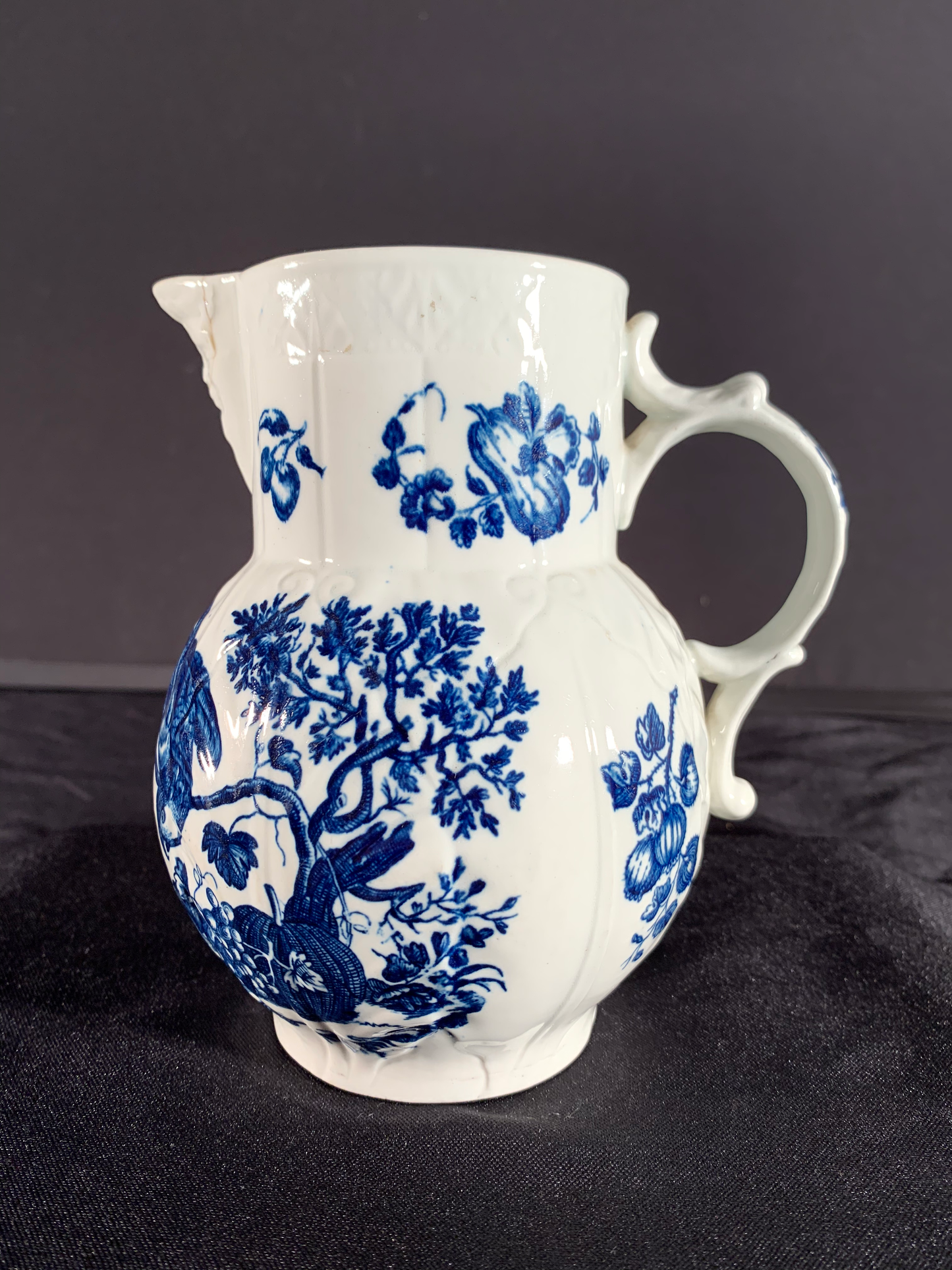 Worcester Parrot + Fruit Jug