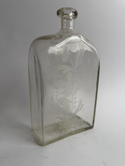 Engraved Glass Case Gin Bottle