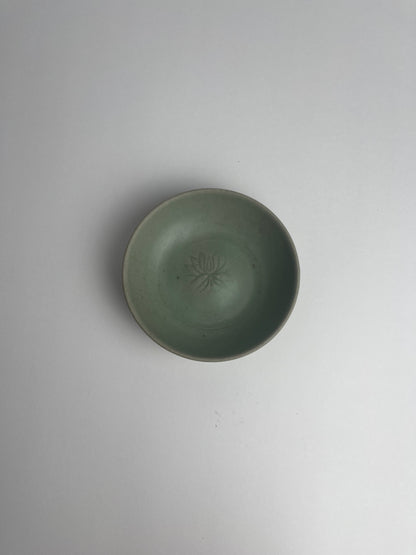 Longquan Celadon Dish