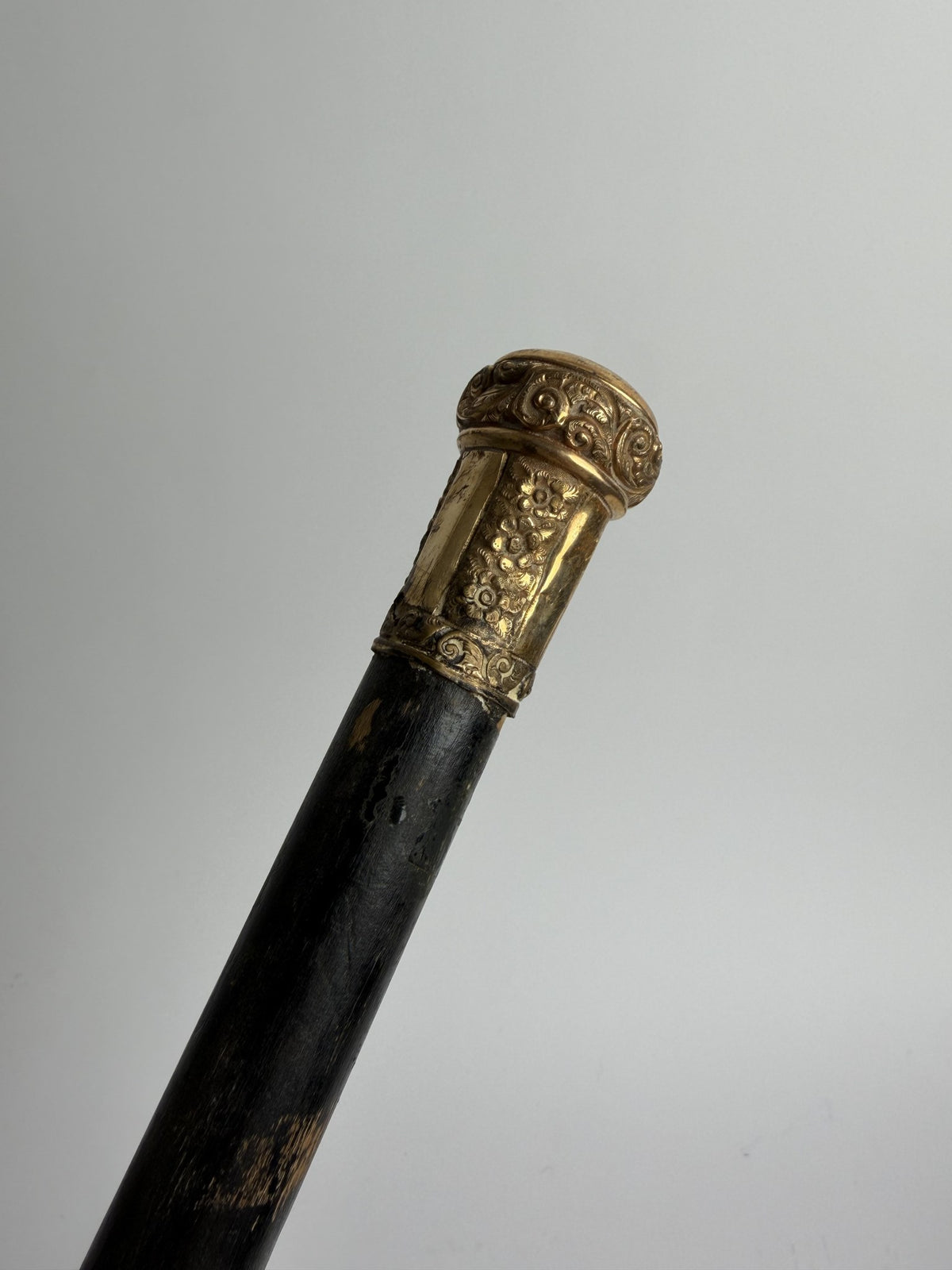 Gold-Top Cane