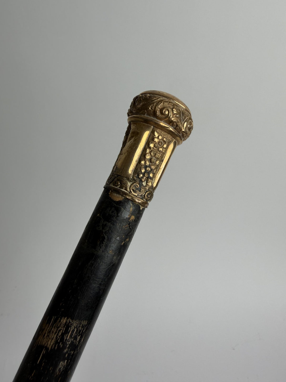 Gold-Top Cane