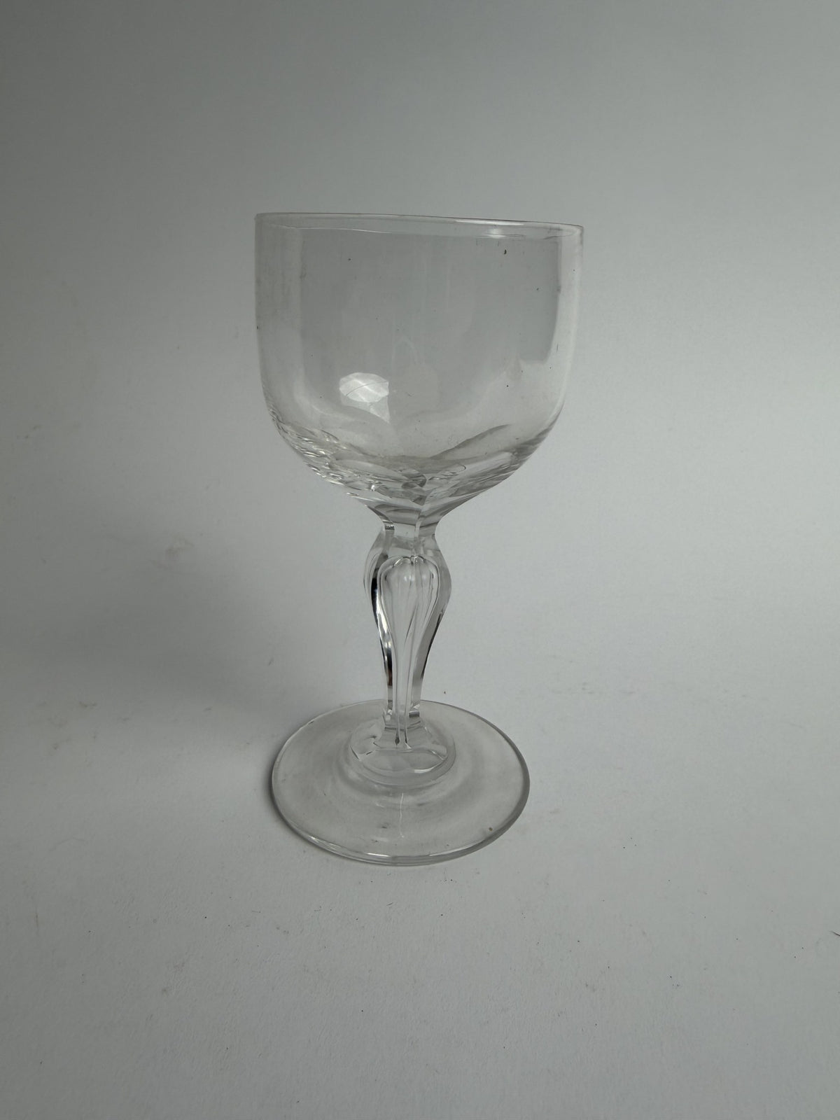 Facet-Stem Wine Glass