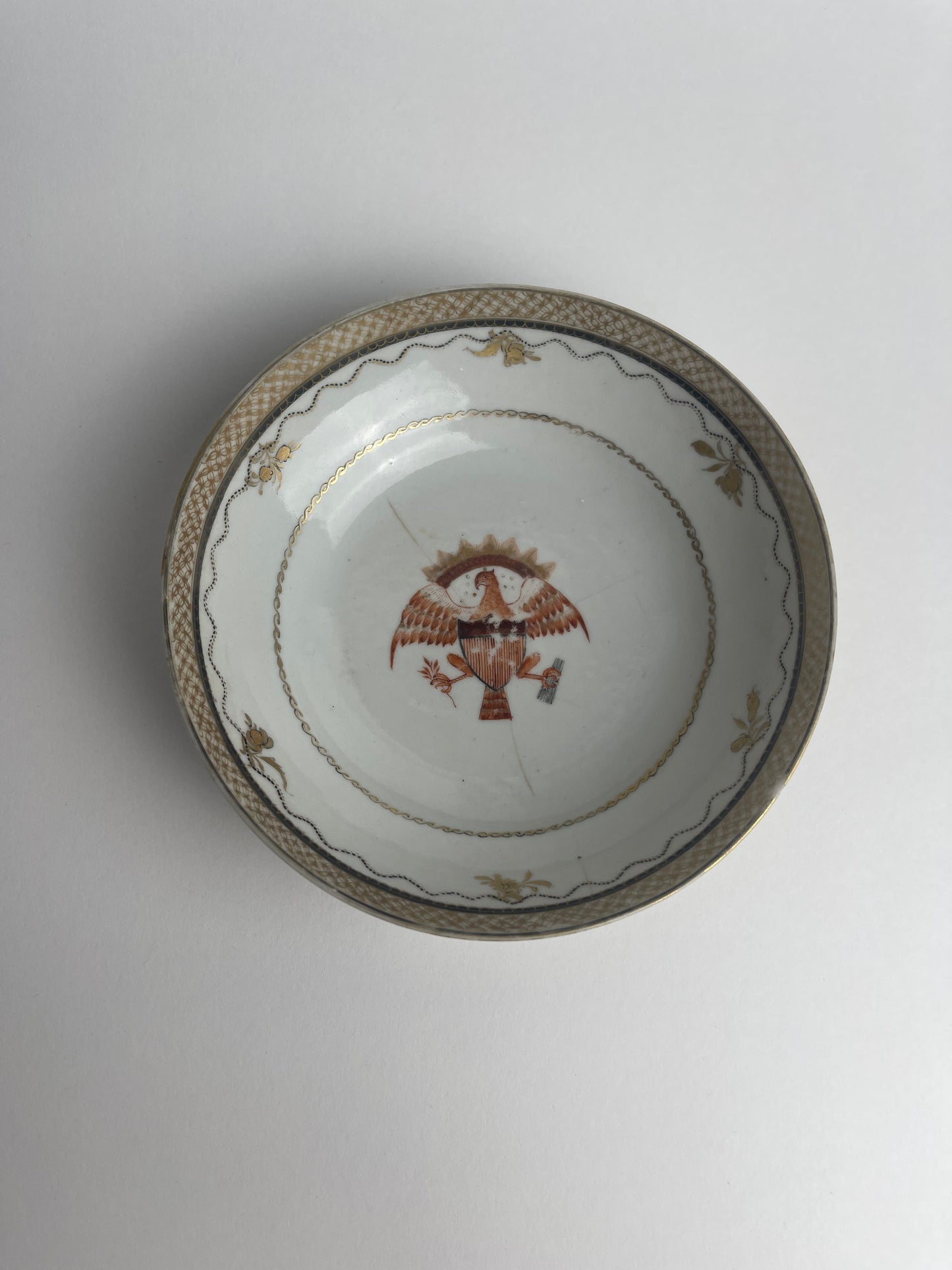Eagle Saucer