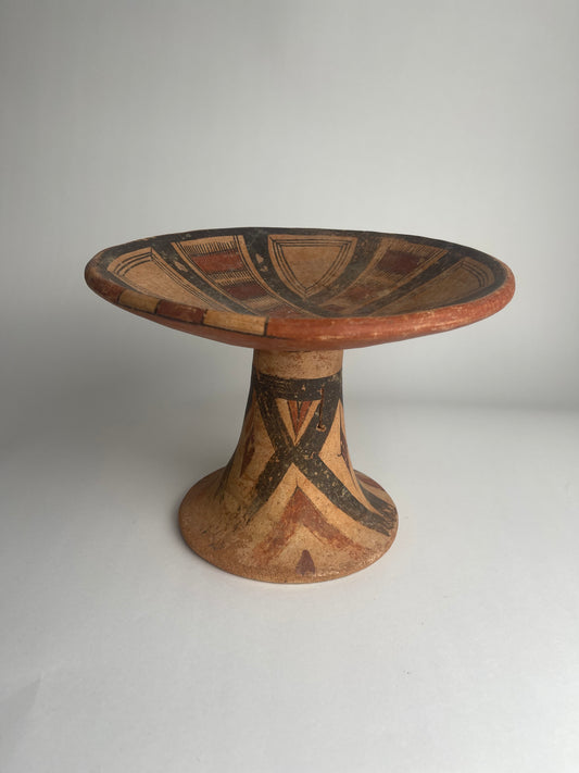 Pedestal Dish