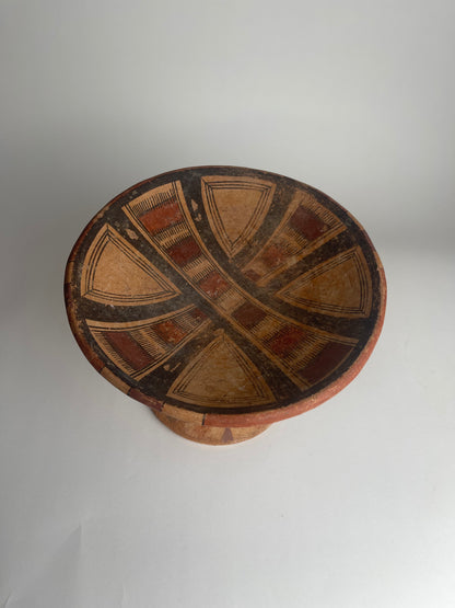 Pedestal Dish