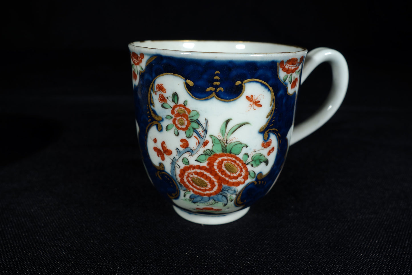 Worcester "Rich Kakiemon" cup and saucer