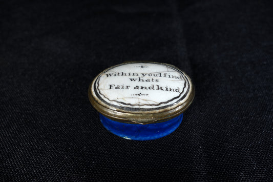 Motto Patch Box