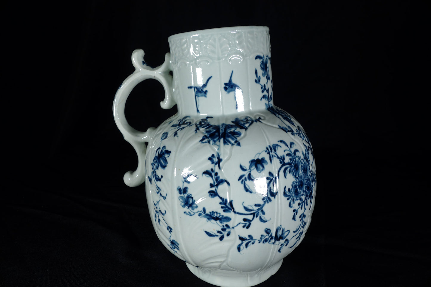 Worcester Cabbage Leaf Floral Jug