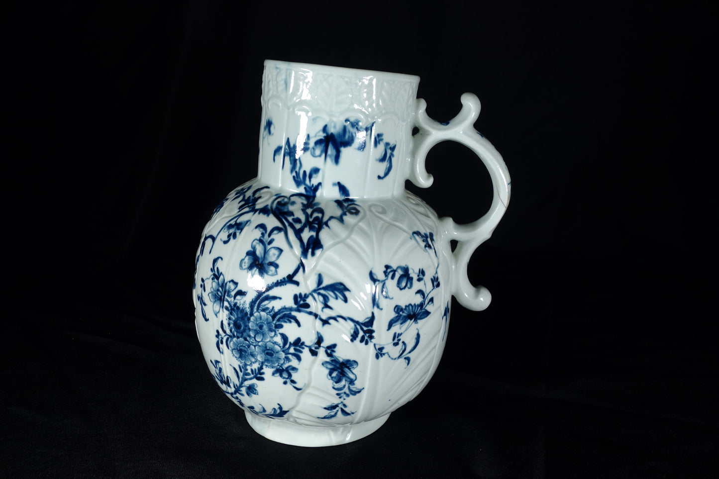 Worcester Cabbage Leaf Floral Jug