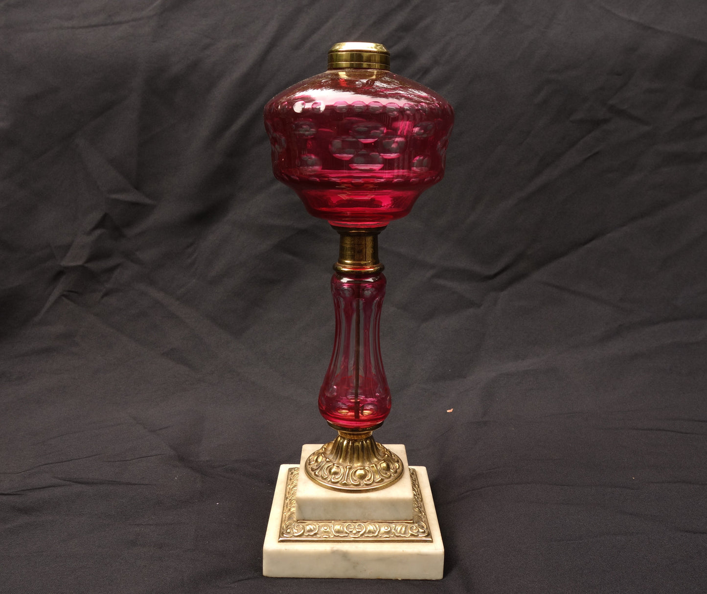 Cut Overlay Oil Lamp