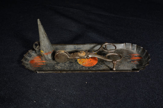 Tole Snuffers and Tray