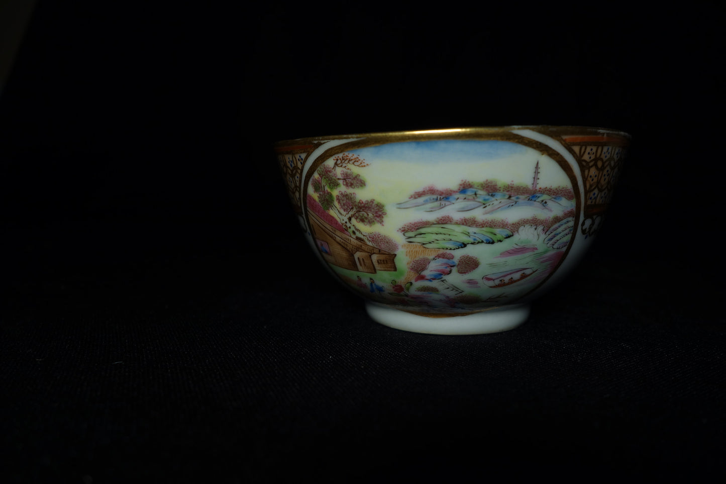 Chinese Export Tea Bowl and Saucer