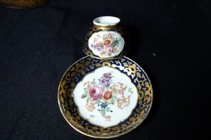 Chinese Export Tea Bowl and Saucer