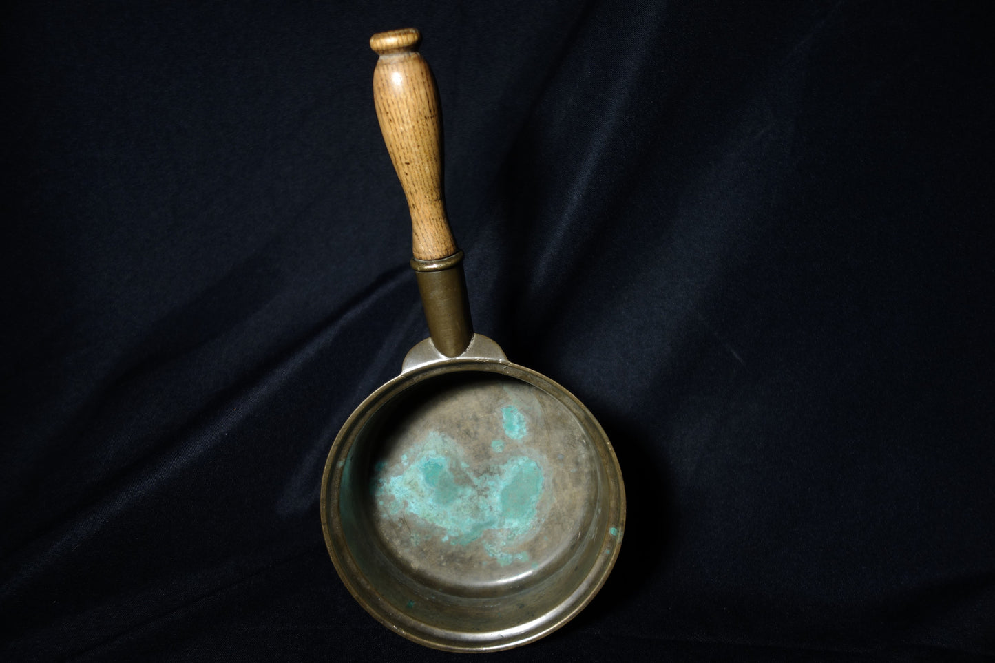 Bronze Posnet Pot