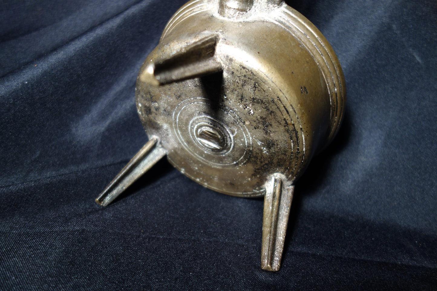 Bronze Posnet Pot