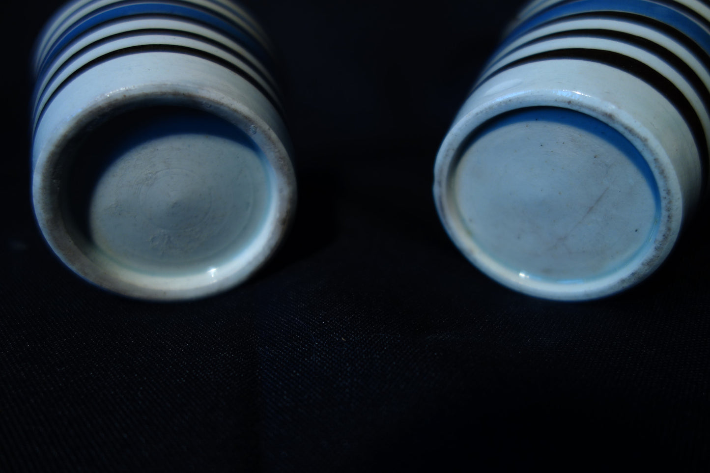 Pair of Mocha Ware Beakers