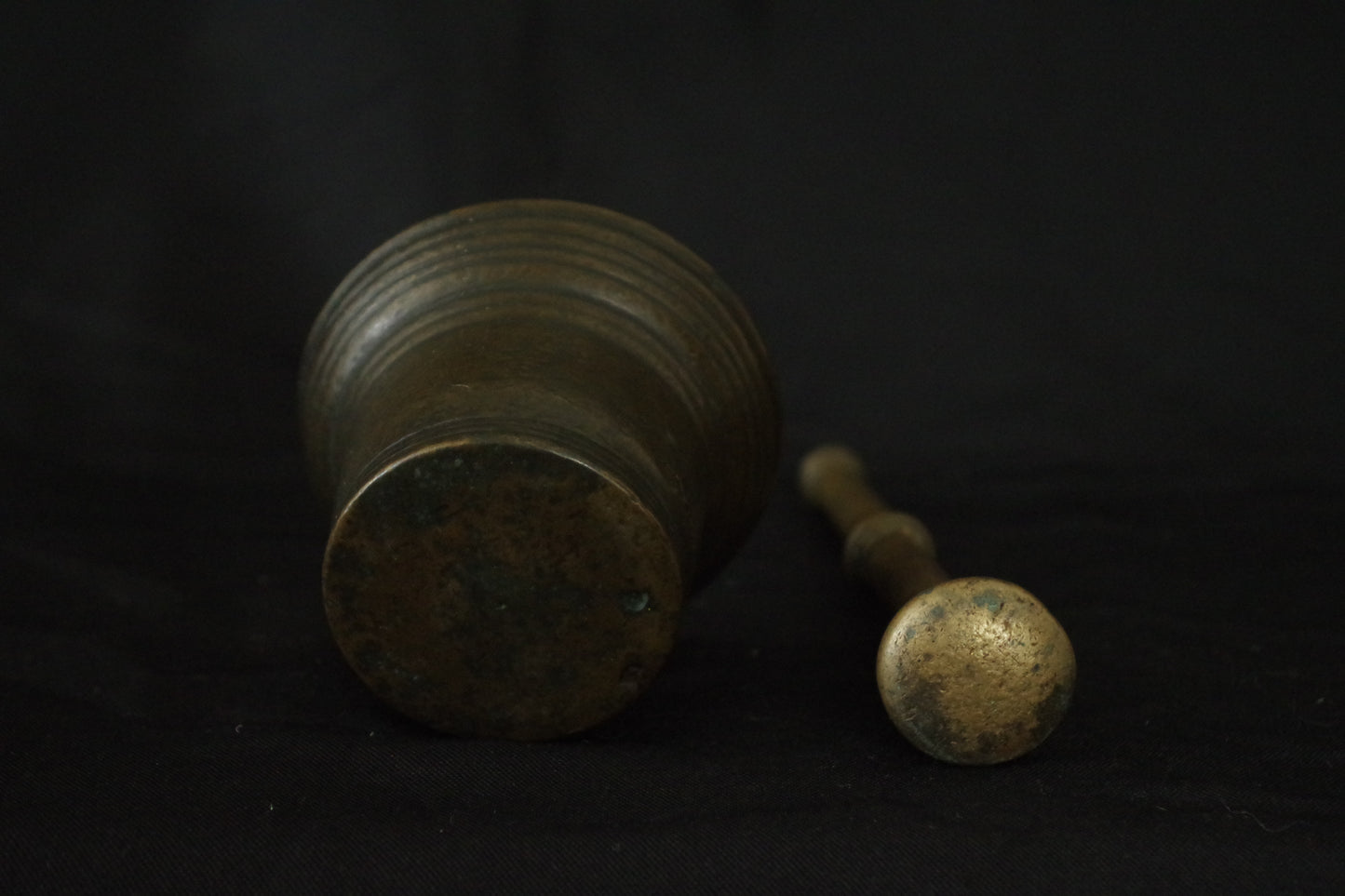 Bronze mortar and pestle