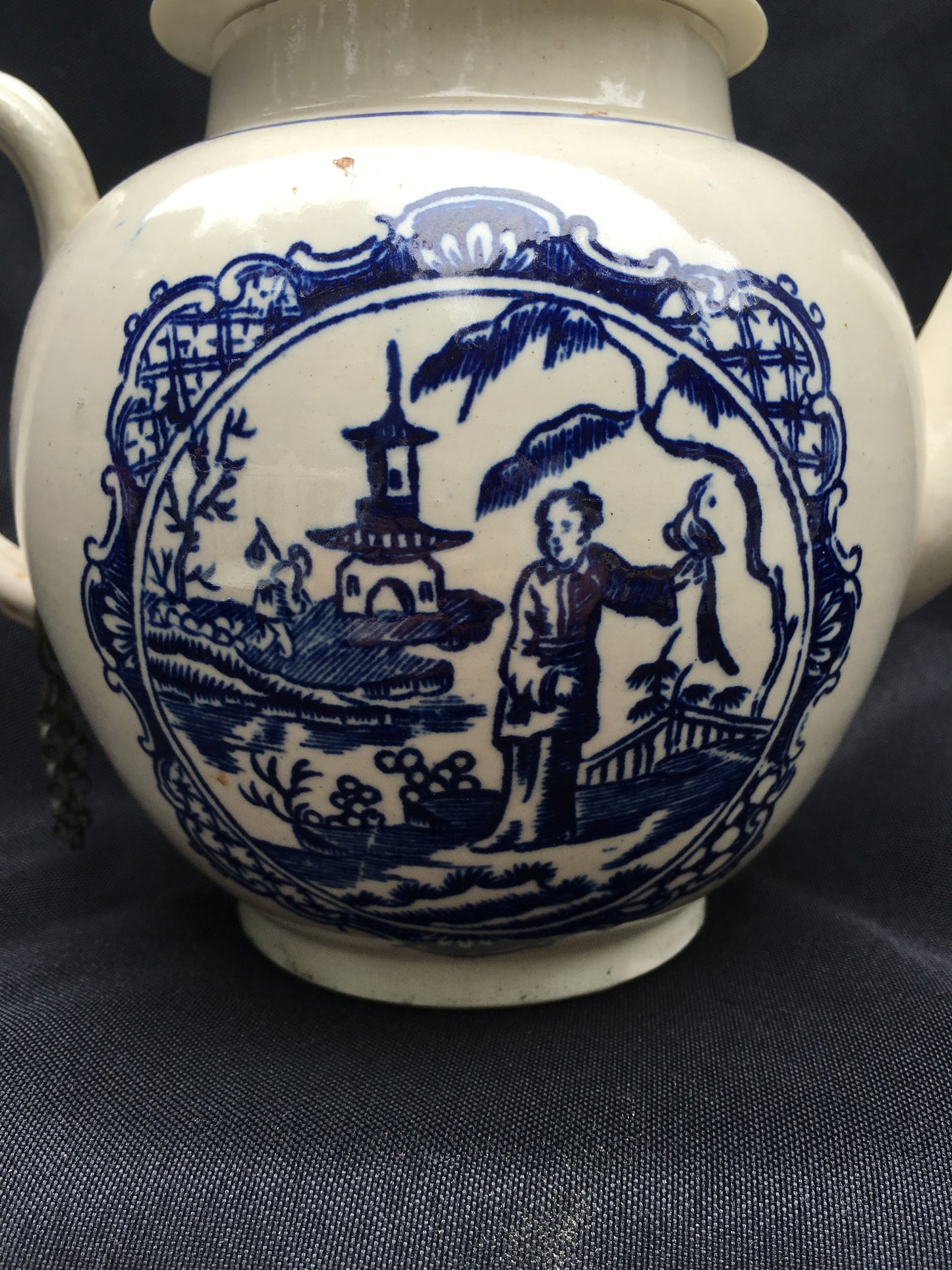 Lowestoft Teapot