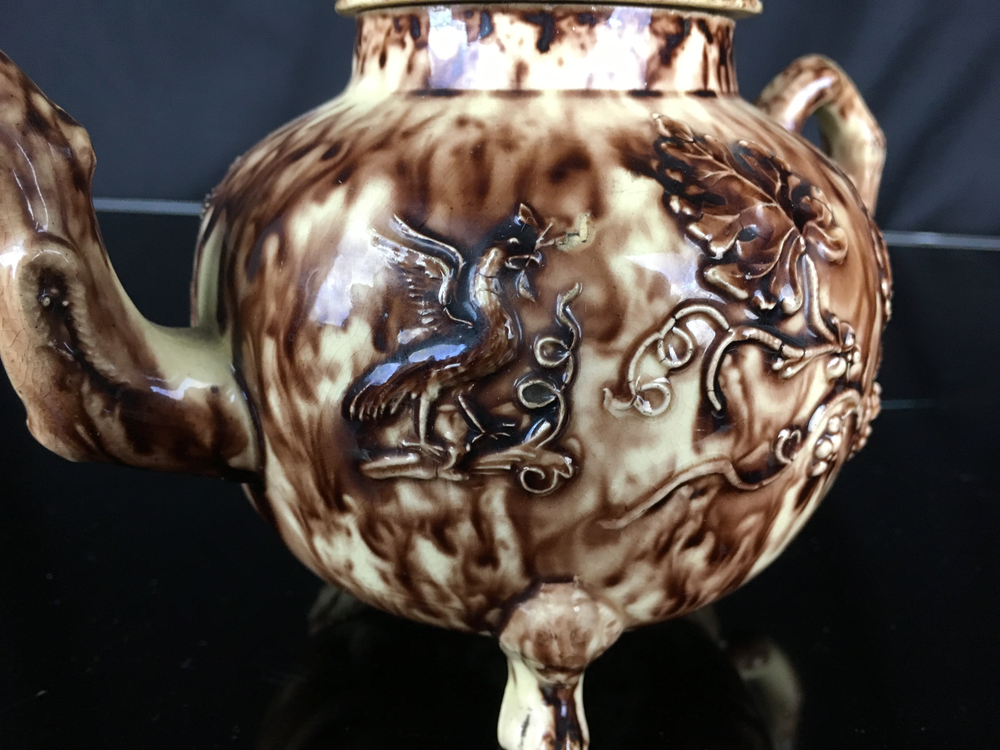 Tortoiseshell Liver Bird Teapot