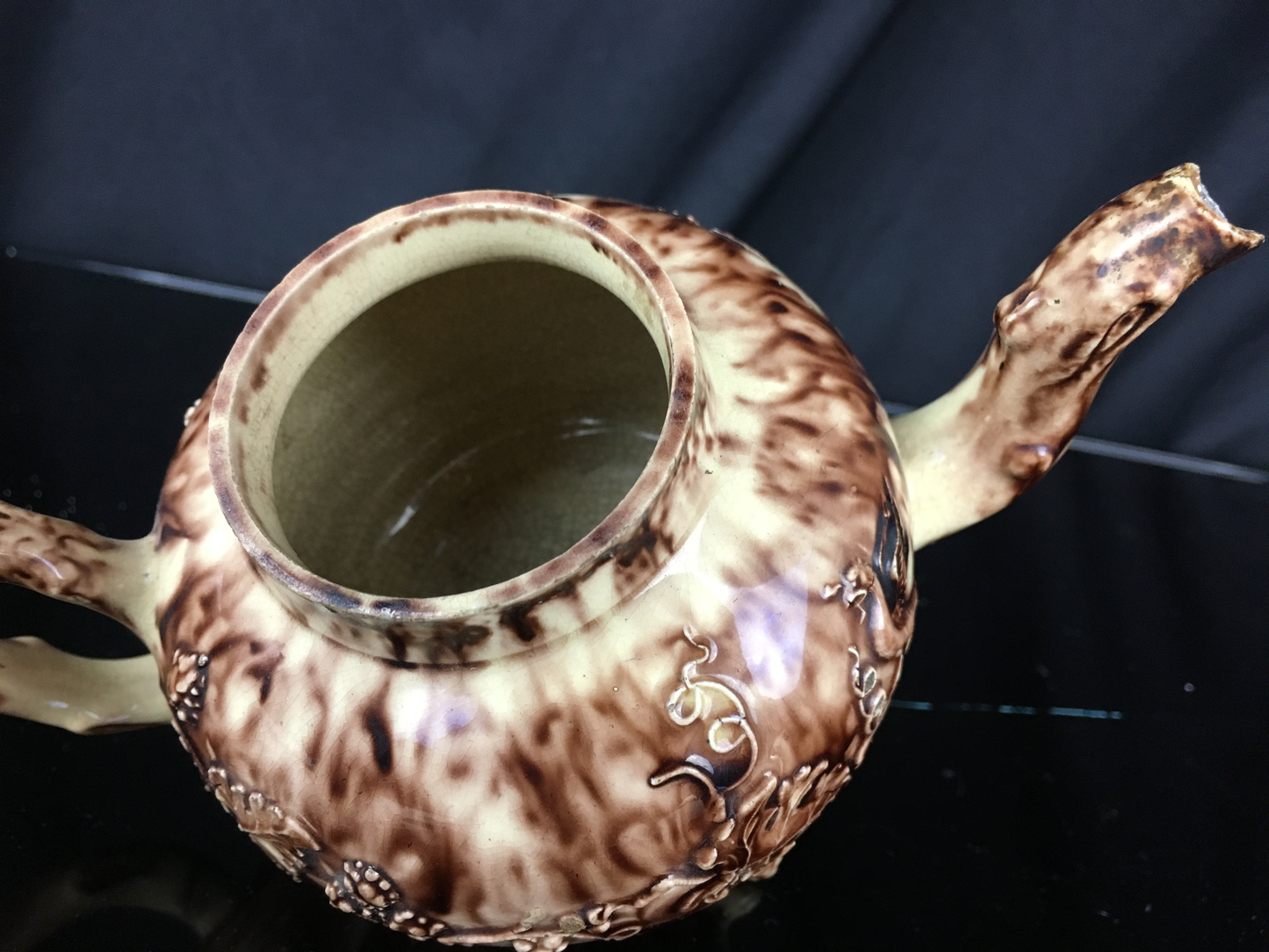 Tortoiseshell Liver Bird Teapot